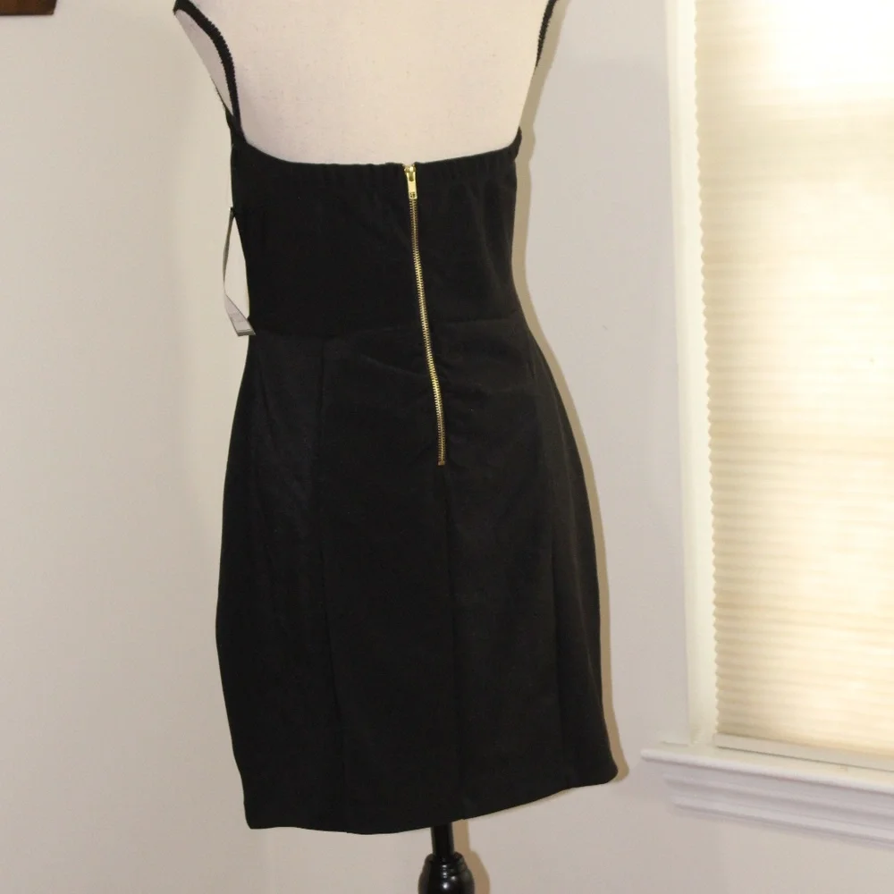 Emerald Sundae, body con strapless black dress. Large.....